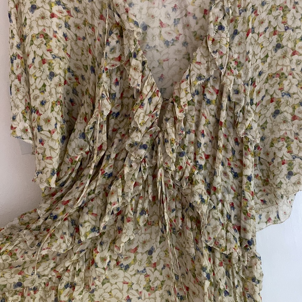 Doen Antoinette Maxi Dress in Yellow Victoria Floral - Picture 3 of 9